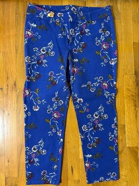 Old Navy Pixies in Royal Blue Floral Ankle Pants